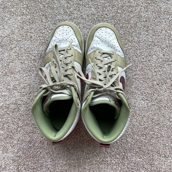Nike High Beige Dunks - Picture 2 of 3